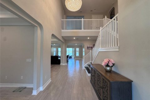 House in Wesley Chapel, Florida 5 bedrooms, 425.12 sq.m. № 2329697 - photo 4