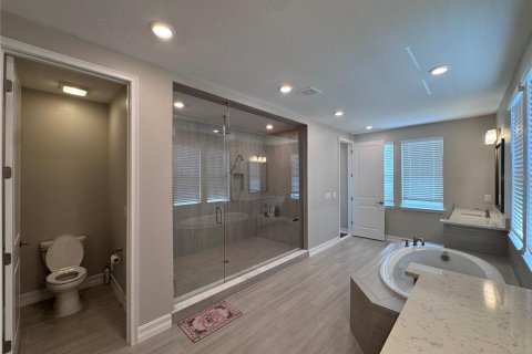 House in Wesley Chapel, Florida 5 bedrooms, 425.12 sq.m. № 2329697 - photo 26