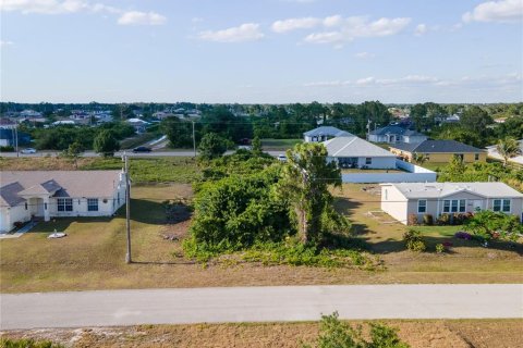 Land in Lehigh Acres, Florida № 2161072