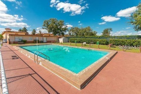 Condominio en alquiler en Orlando, Florida, 3 dormitorios, 65.03 m2 № 1639745 - foto 21