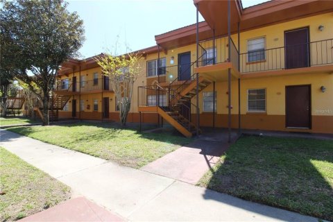 Condominio en alquiler en Orlando, Florida, 3 dormitorios, 65.03 m2 № 1639745 - foto 2