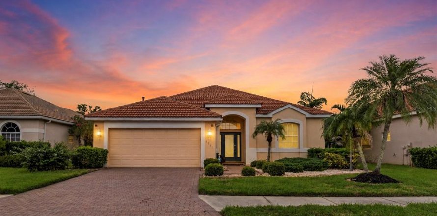 Villa ou maison à Bradenton, Floride 3 chambres, 190.73 m2 № 2411382