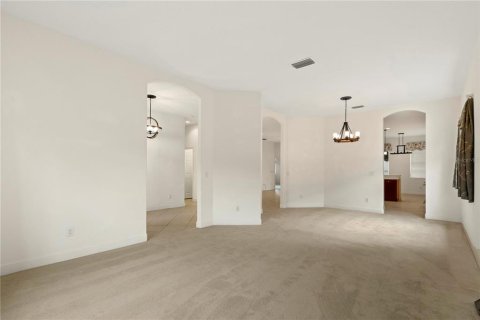 Villa ou maison à vendre à Bradenton, Floride: 3 chambres, 190.73 m2 № 2411382 - photo 8