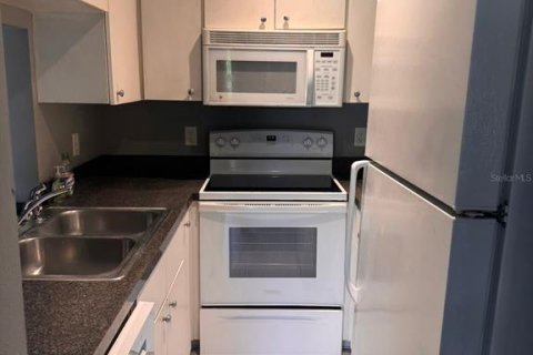 Condominio en alquiler en Sanford, Florida, 2 dormitorios, 74.32 m2 № 1843103 - foto 9