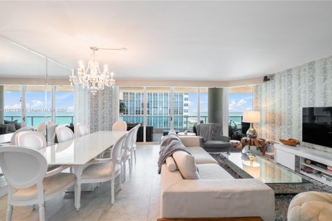 Condominio en venta en Miami Beach, Florida, 3 dormitorios, 154.22 m2 № 1812376 - foto 13