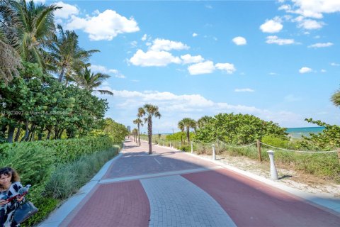 Condominio en venta en Miami Beach, Florida, 3 dormitorios, 154.22 m2 № 1812376 - foto 26