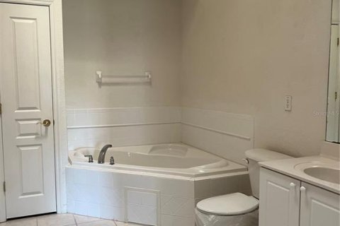 Townhouse in Oldsmar, Florida 3 bedrooms, 170.38 sq.m. № 2123720 - photo 8