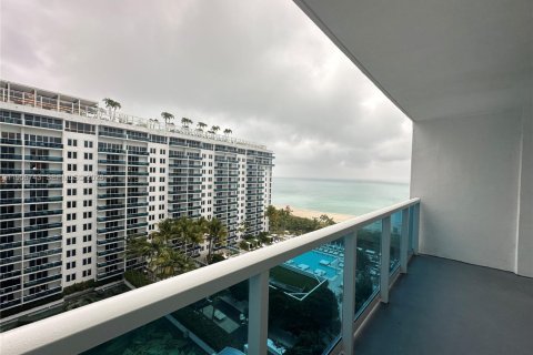 Condominio en alquiler en Miami Beach, Florida, 55.74 m2 № 2010612 - foto 16