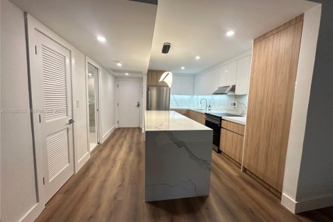 Condominio en alquiler en Miami Beach, Florida, 55.74 m2 № 2010612 - foto 4