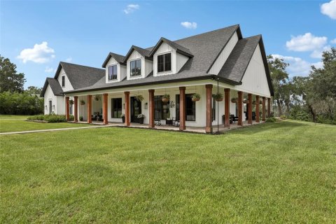 Casa en Brooksville, Florida 4 dormitorios, 317.91 m2 № 2355611