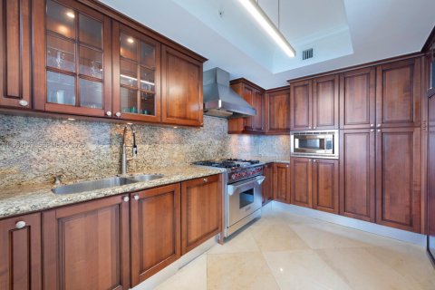 Condominio en venta en Sunny Isles Beach, Florida, 3 dormitorios, 205.69 m2 № 1992272 - foto 17