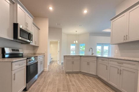 Villa ou maison à vendre à Port Charlotte, Floride: 4 chambres, 210.42 m2 № 2143891 - photo 12