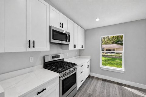 Casa en venta en Ocala, Florida, 3 dormitorios, 146.41 m2 № 2350056 - foto 13
