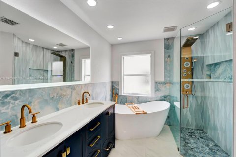 Casa en venta en Pembroke Pines, Florida, 3 dormitorios, 182.55 m2 № 1800700 - foto 28