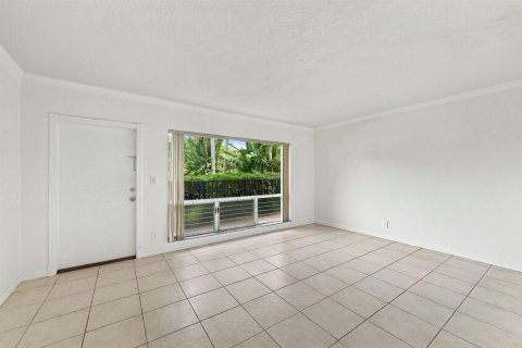 Купить кондоминиум в Помпано-Бич, Флорида 3 комнаты, 75.44м2, № 2420911 - фото 7