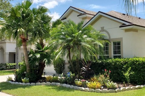 House in Tampa, Florida 4 bedrooms, 181.72 sq.m. № 1829382 - photo 1