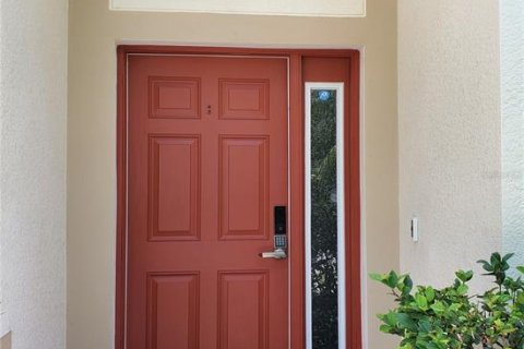 House in Tampa, Florida 4 bedrooms, 181.72 sq.m. № 1829382 - photo 4