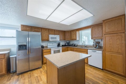 Купить виллу или дом в Раскин, Флорида 8 комнат, 226.03м2, № 1091059 - фото 15