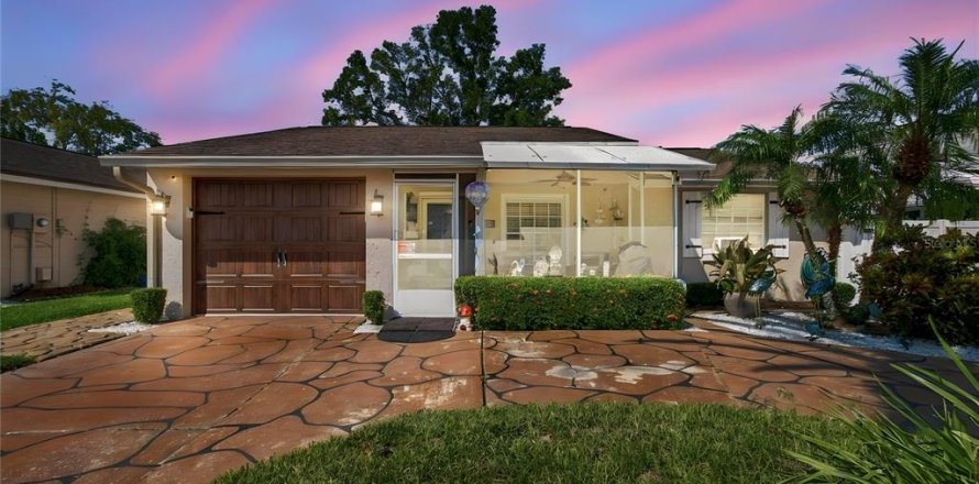 Casa en Tampa, Florida 3 dormitorios, 157.93 m2 № 2387433