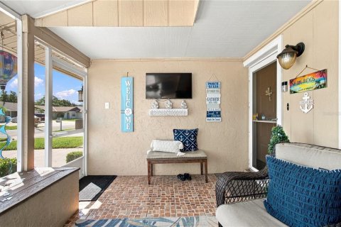 Casa en venta en Tampa, Florida, 3 dormitorios, 157.93 m2 № 2387433 - foto 5