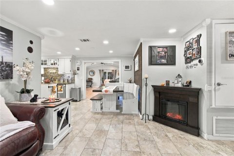 Casa en venta en Tampa, Florida, 3 dormitorios, 157.93 m2 № 2387433 - foto 13