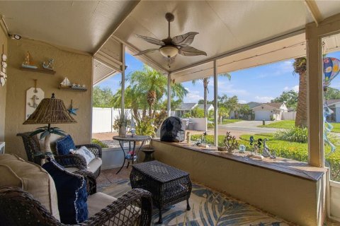 Casa en venta en Tampa, Florida, 3 dormitorios, 157.93 m2 № 2387433 - foto 7