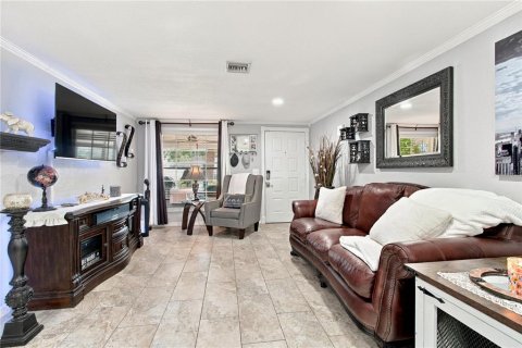 Casa en venta en Tampa, Florida, 3 dormitorios, 157.93 m2 № 2387433 - foto 14