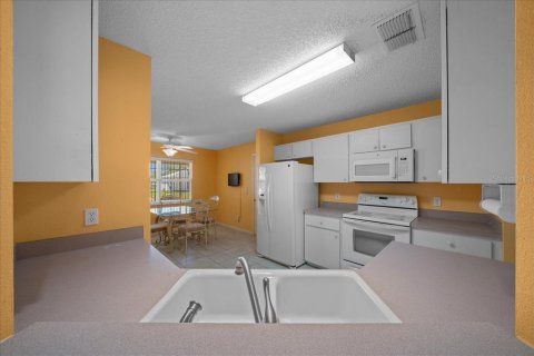 House in Ocala, Florida 2 bedrooms, 134.06 sq.m. № 2102117 - photo 26