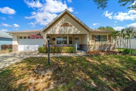 House in Ocala, Florida 2 bedrooms, 134.06 sq.m. № 2102117