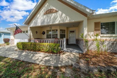 House in Ocala, Florida 2 bedrooms, 134.06 sq.m. № 2102117 - photo 7