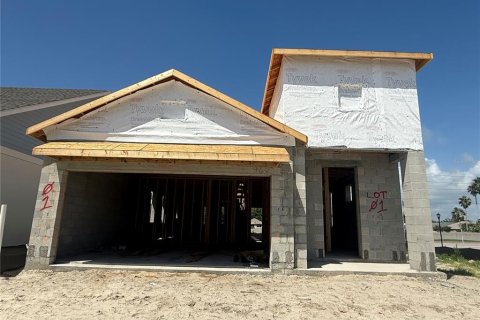 House in Hudson, Florida 3 bedrooms, 136.75 sq.m. № 1778092 - photo 1