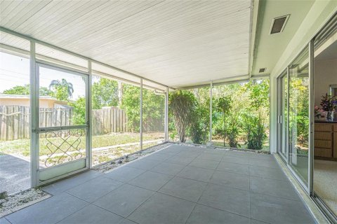 Casa en alquiler en Clearwater, Florida, 3 dormitorios, 148.55 m2 № 1903380 - foto 6