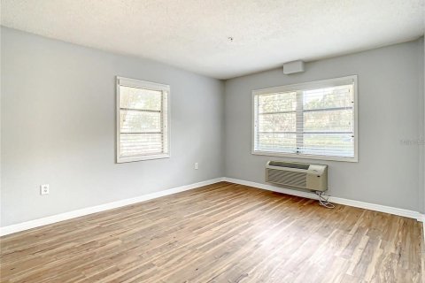 Copropriété à vendre à Tampa, Floride: 2 chambres, 77.67 m2 № 2238084 - photo 19