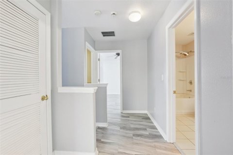 House in Wesley Chapel, Florida 3 bedrooms, 159.7 sq.m. № 1900535 - photo 13