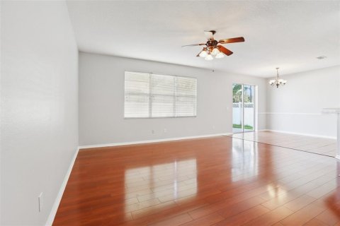House in Wesley Chapel, Florida 3 bedrooms, 159.7 sq.m. № 1900535 - photo 5