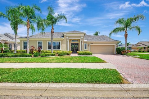 House in Venice, Florida 3 bedrooms, 150.59 sq.m. № 2348300