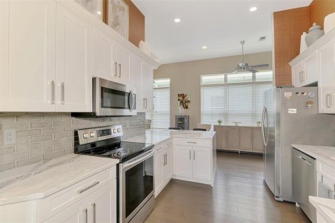 House in Venice, Florida 3 bedrooms, 150.59 sq.m. № 2348300 - photo 23