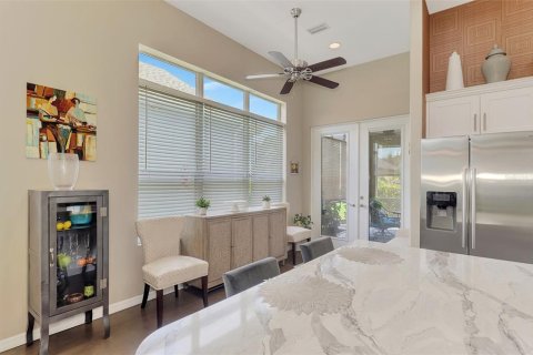 House in Venice, Florida 3 bedrooms, 150.59 sq.m. № 2348300 - photo 17