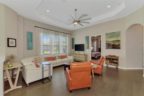 House in Venice, Florida 3 bedrooms, 150.59 sq.m. № 2348300 - photo 8
