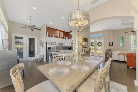 House in Venice, Florida 3 bedrooms, 150.59 sq.m. № 2348300 - photo 16