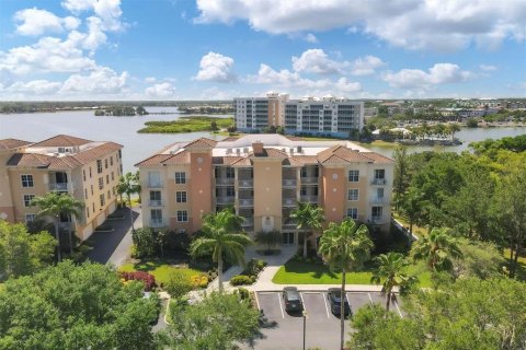 Copropriété à vendre à Lakewood Ranch, Floride: 3 chambres, 212.47 m2 № 1518180 - photo 3