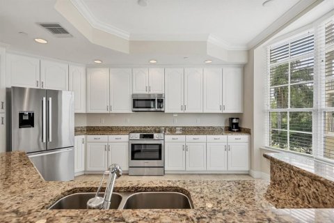 Copropriété à vendre à Lakewood Ranch, Floride: 3 chambres, 212.47 m2 № 1518180 - photo 13