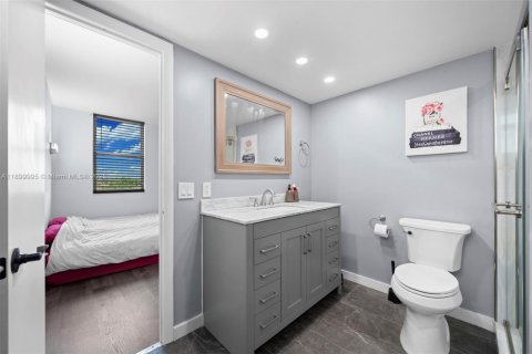 Copropriété à vendre à Hallandale Beach, Floride: 2 chambres, 107.02 m2 № 1952525 - photo 16