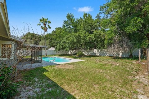 House in Brandon, Florida 3 bedrooms, 131.27 sq.m. № 2156614 - photo 17