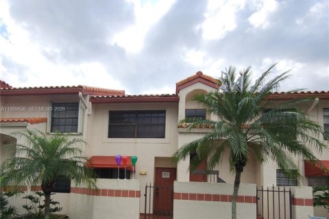 Купить кондоминиум в Дирфилд-Бич, Флорида 2 спальни, 106.84м2, № 2051674 - фото 1