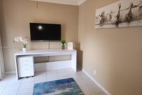 Купить кондоминиум в Дирфилд-Бич, Флорида 2 спальни, 106.84м2, № 2051674 - фото 18