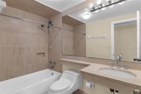 Снять в аренду кондоминиум в Корал-Гейблс, Флорида 41.81м2, № 2060854 - фото 7