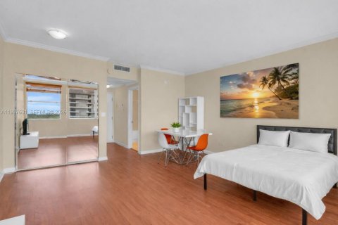 Снять в аренду кондоминиум в Корал-Гейблс, Флорида 41.81м2, № 2060854 - фото 3