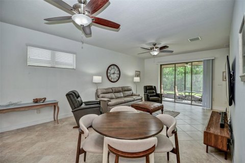 Villa ou maison à vendre à Ocala, Floride: 2 chambres, 121.24 m2 № 1902172 - photo 4