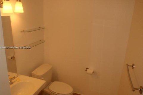 Снять в аренду кондоминиум в Авентура, Флорида 1 спальня, 86.03м2, № 1952846 - фото 7